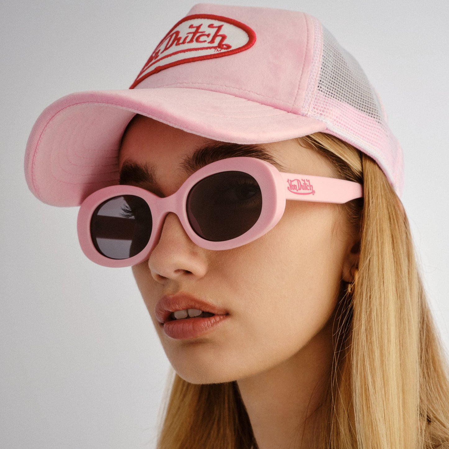 Dazed Pink Crush Female Oval Sunglasses | Aire