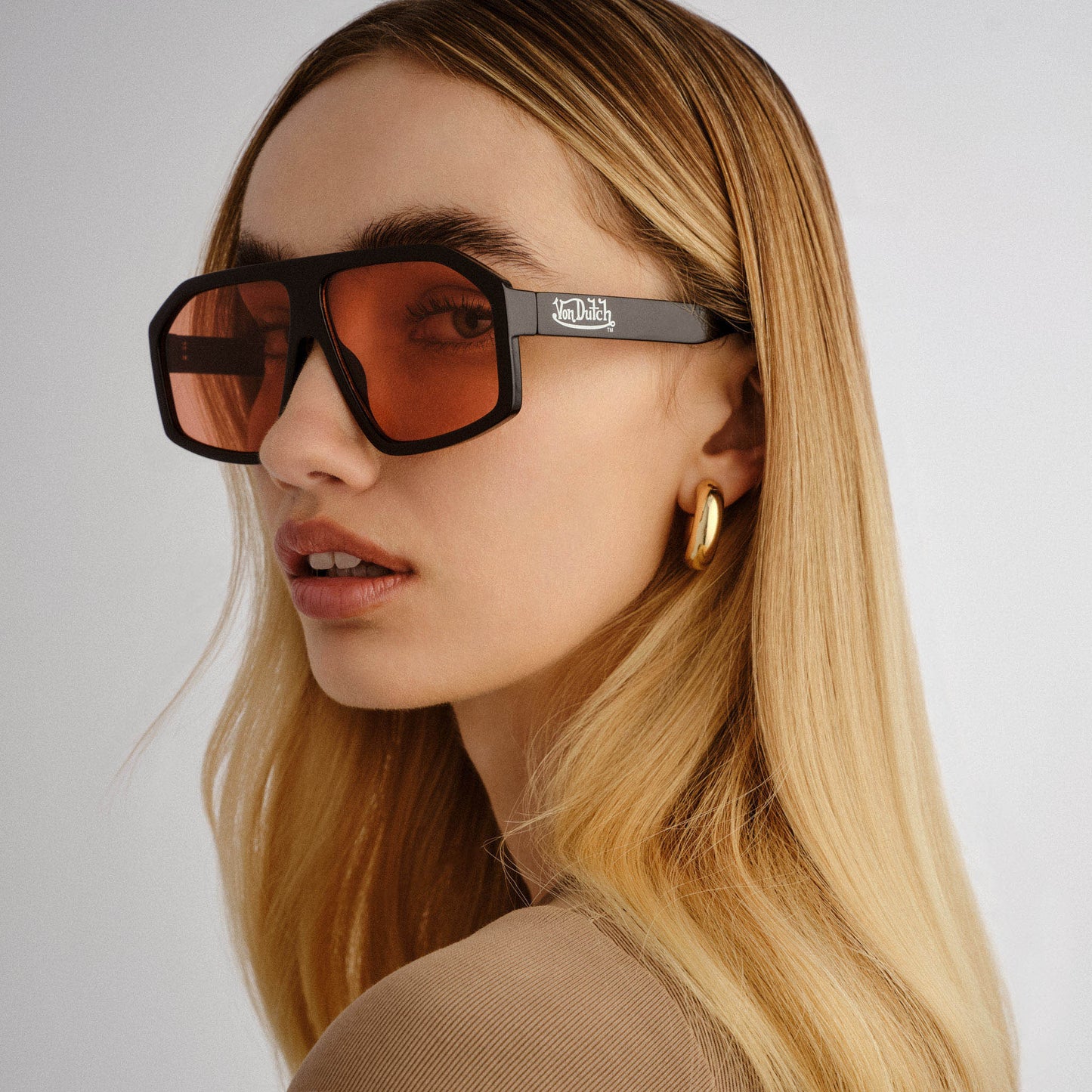 Disgraced Black Uni-Sex Aviator Sunglasses | Aire