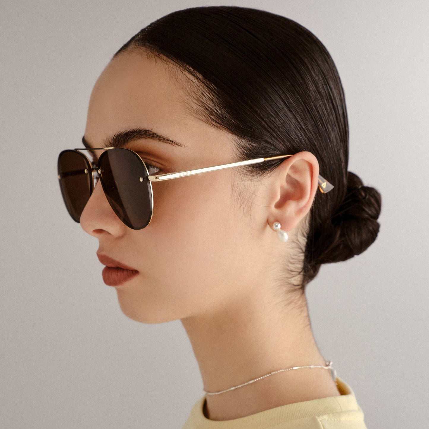 Mirzam Gold Uni-Sex Aviator Sunglasses | Aire
