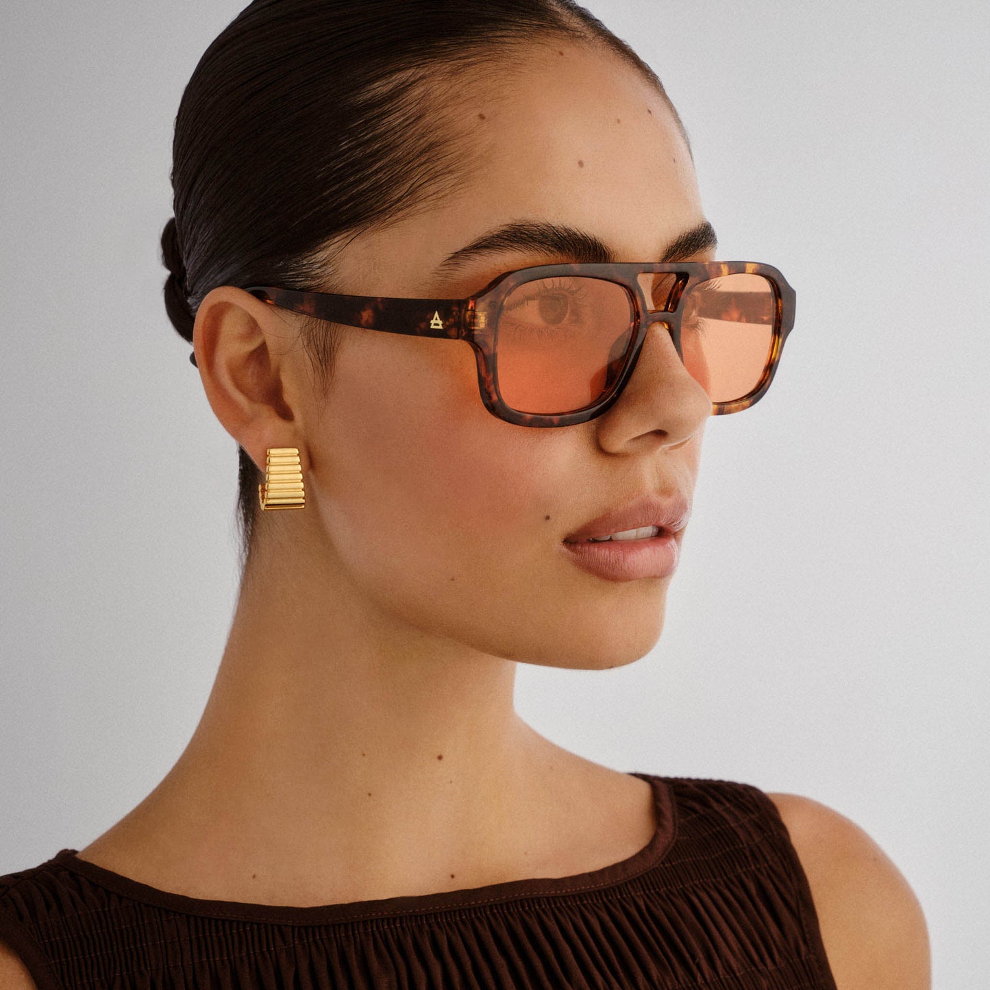 Aquarius Rich Amber Tort Female Aviator Sunglasses | Aire