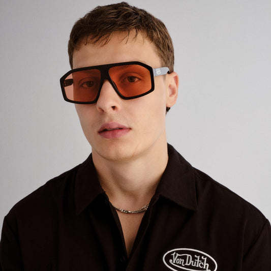 Disgraced Black Uni-Sex Aviator Sunglasses | Aire