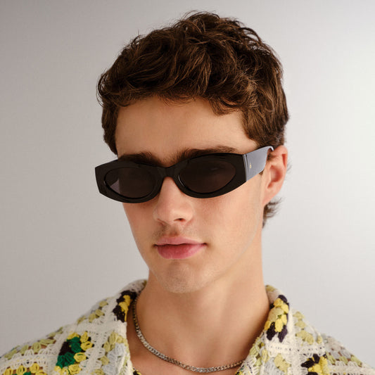 Taurus Black Uni-Sex Oval Sunglasses | Aire