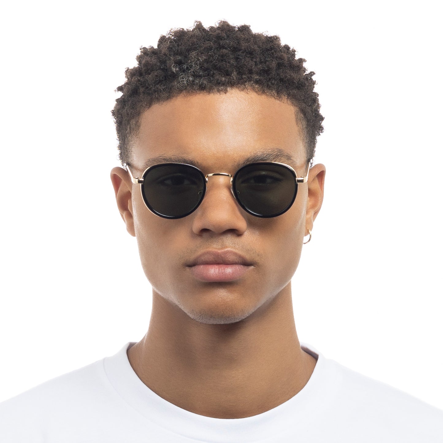 Cygnus Black Gold Uni-Sex Round Sunglasses | Aire