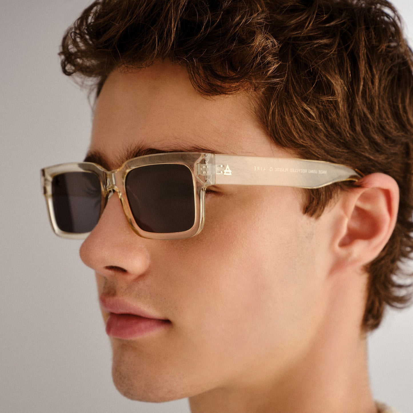 Castor Sand Uni-Sex Rectangle Sunglasses | Aire