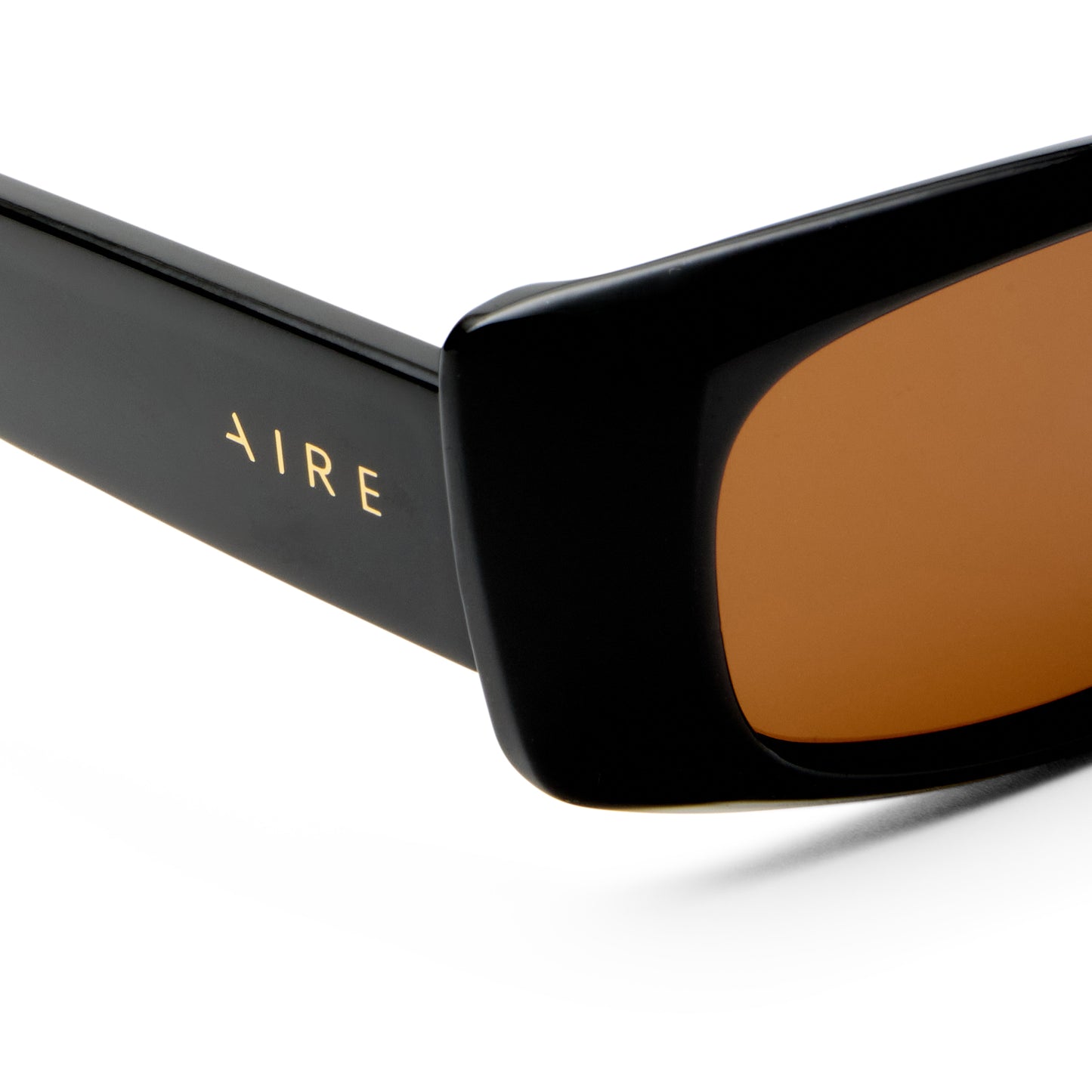 Equinox Black Uni-Sex Cat-Eye Sunglasses | Aire