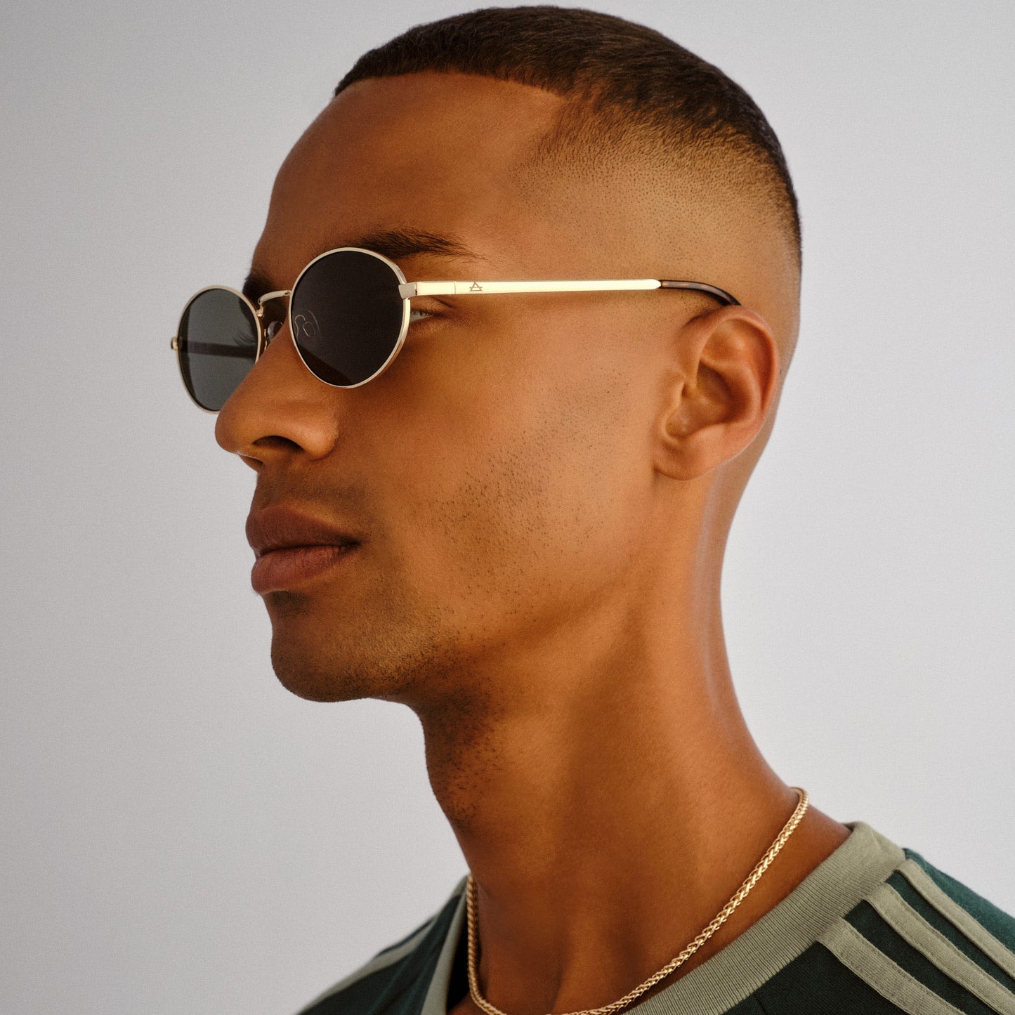 Ephermeris Gold Uni-Sex Oval Sunglasses | Aire