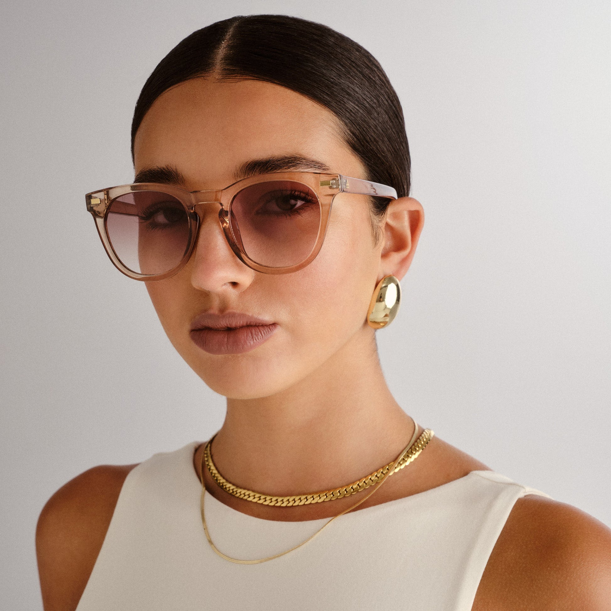 Evolution Chalk Female Round Sunglasses | Aire