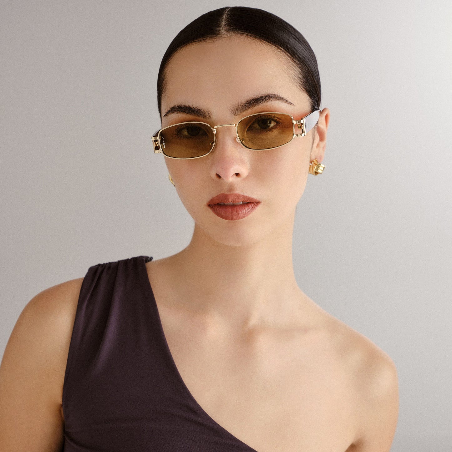 Sirius Gold Uni-Sex Rectangle Sunglasses | Aire