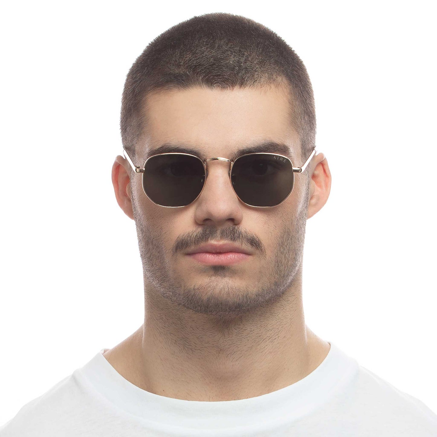 Sagitta Gold Uni-Sex Square Sunglasses | Aire