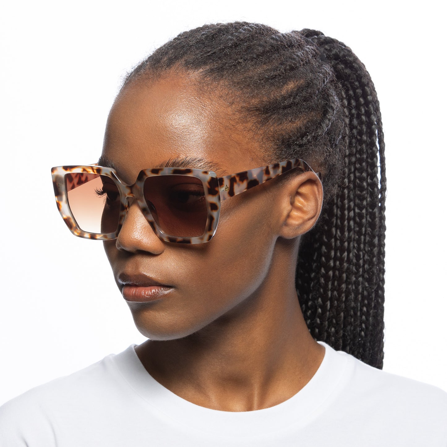 Centaurus Cookie Tort Female Square Sunglasses | Aire