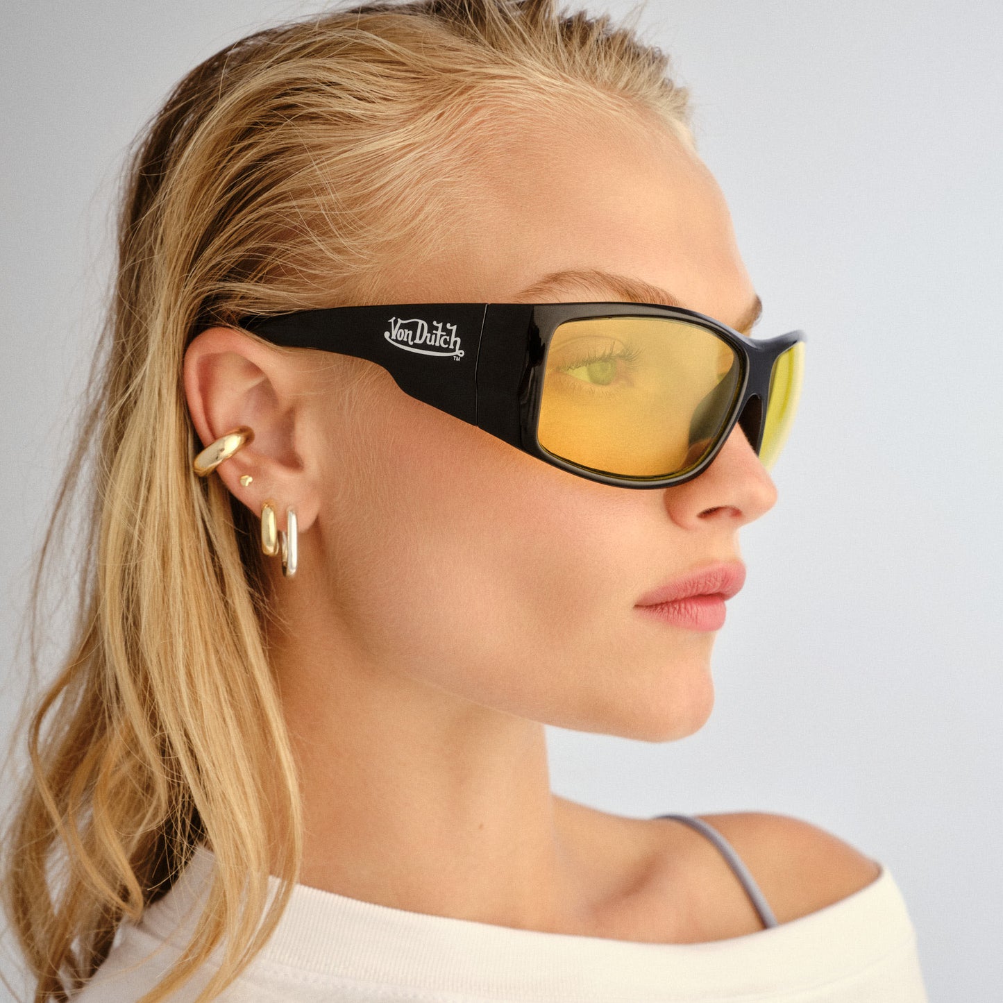Outlawed Black Uni-Sex Wrap Sunglasses | Aire