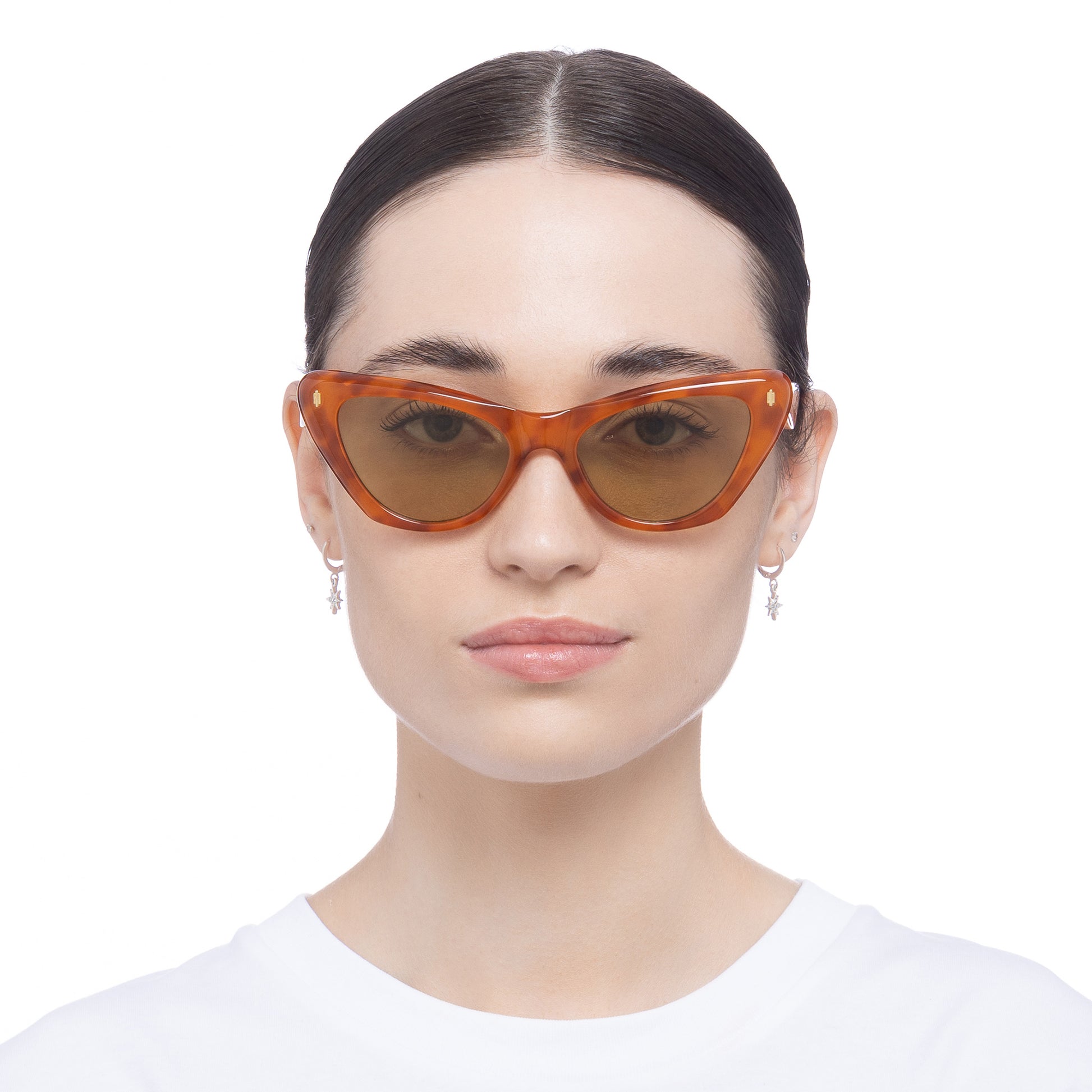 Linea Vintage Tort Female Cat-Eye Sunglasses | Aire