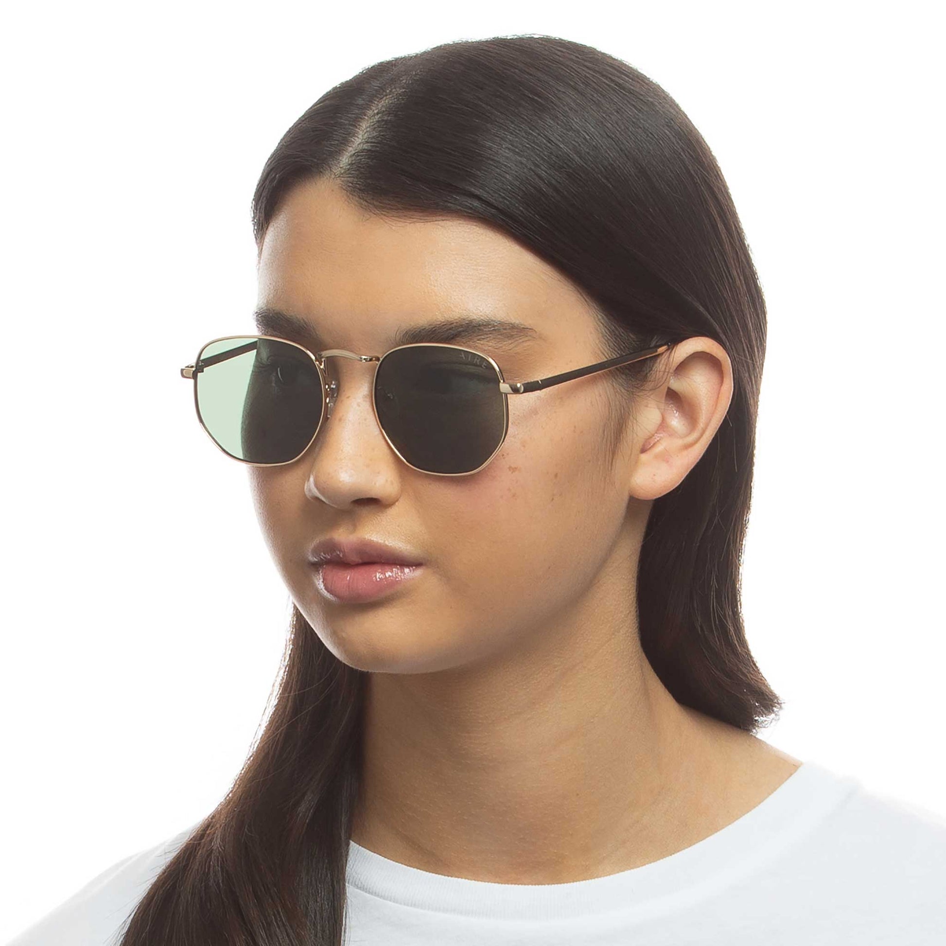 Sagitta Gold Uni-Sex Square Sunglasses | Aire