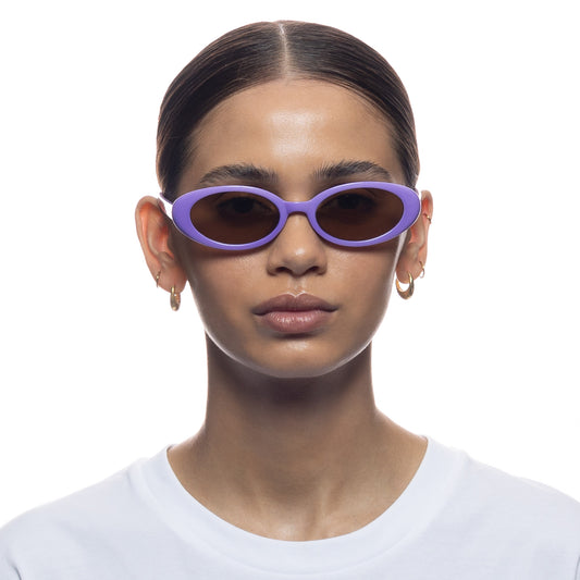 Fornax Lilac Female Oval Sunglasses | Aire