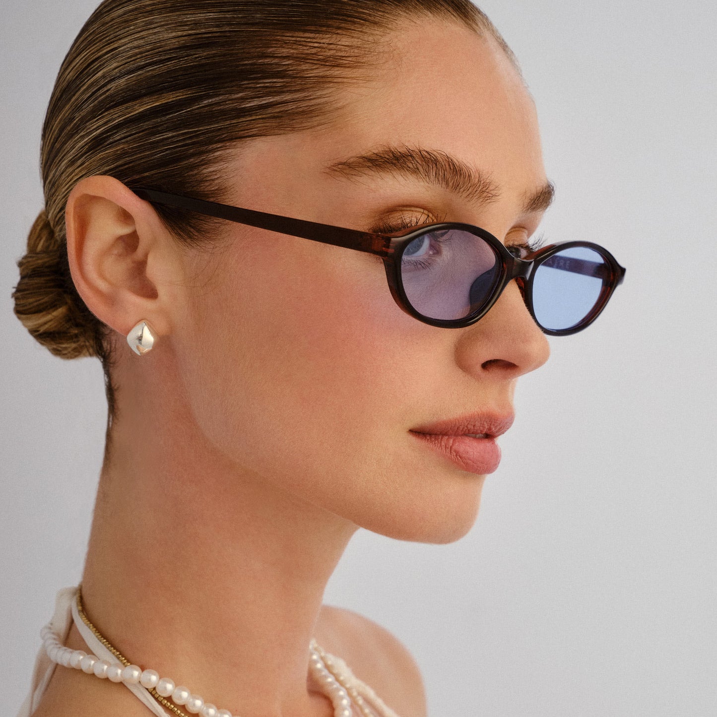 Earthshine Chestnut Female Oval Sunglasses | Aire