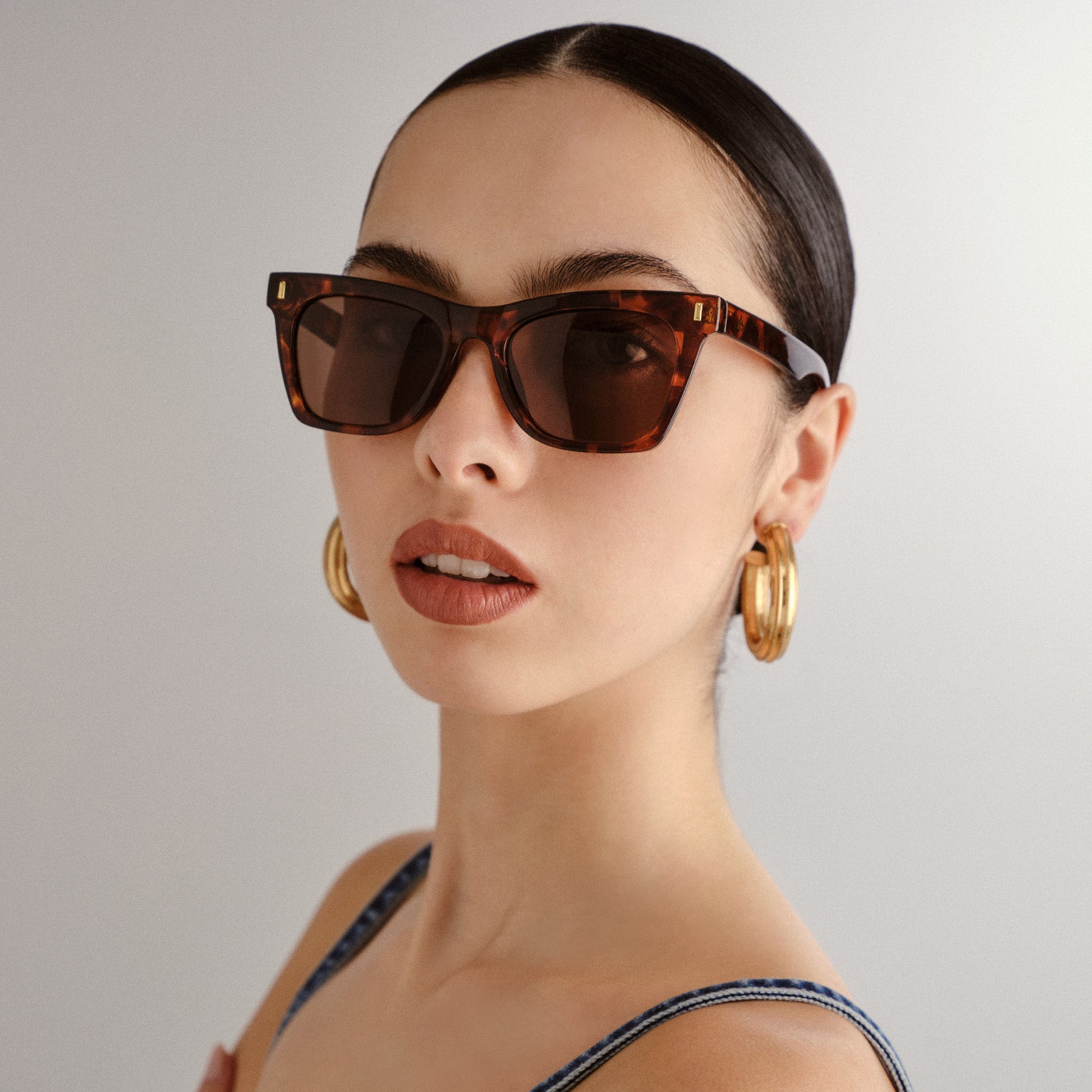 Bellatrix Dark Tort Female Cat-Eye Sunglasses | Aire