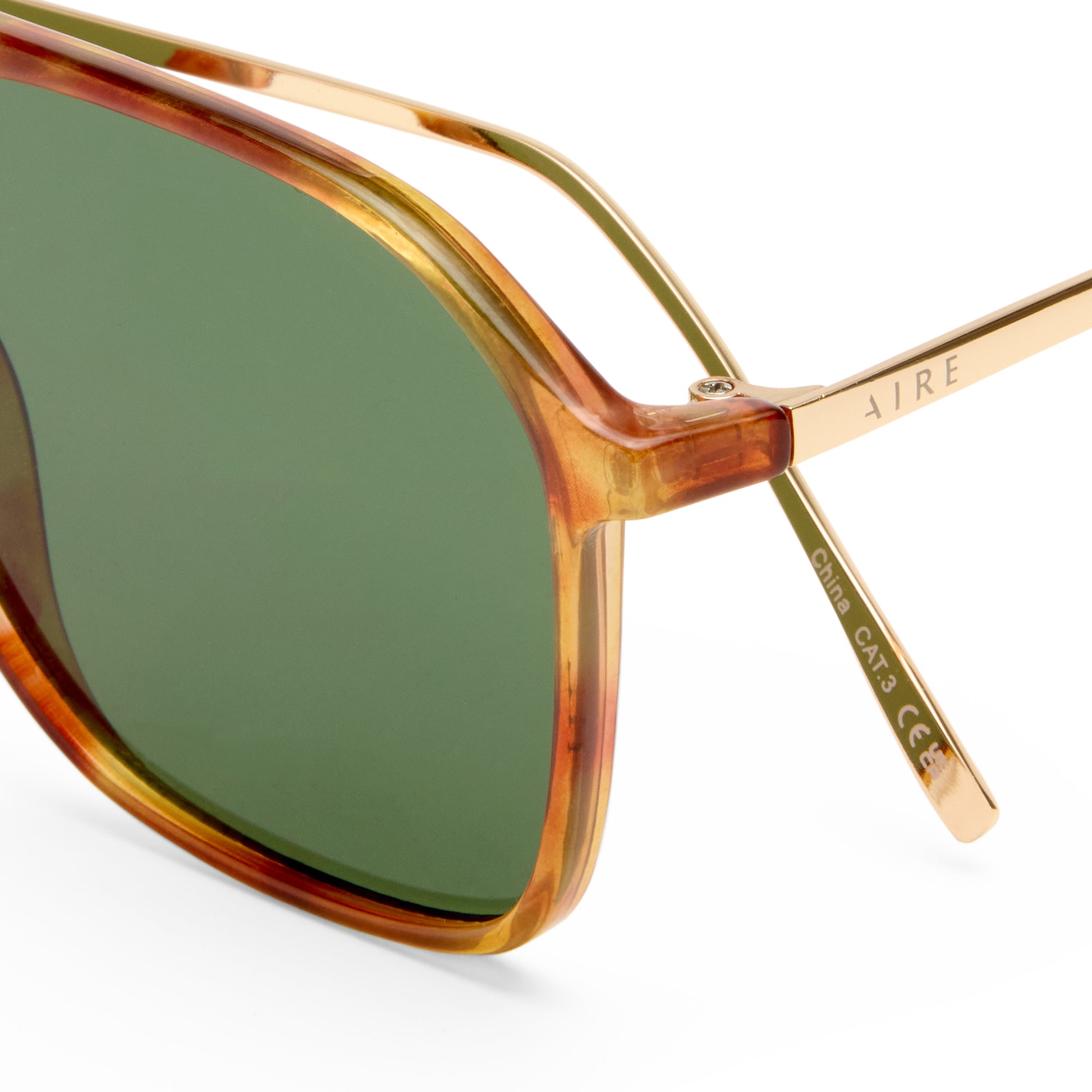 Cusp Vintage Tort Gold Uni-Sex Aviator Sunglasses | Aire