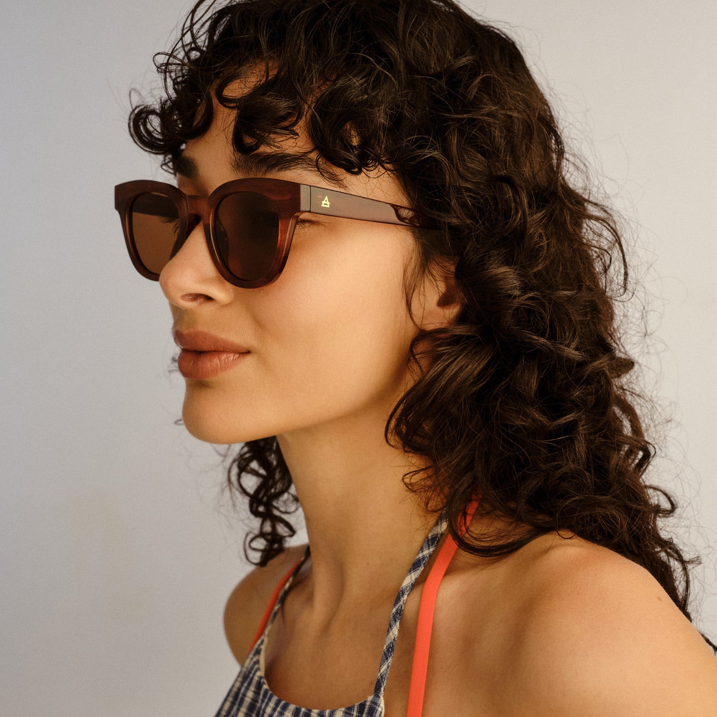 Dorado Hazelnut Marble Uni-Sex Round Sunglasses | Aire