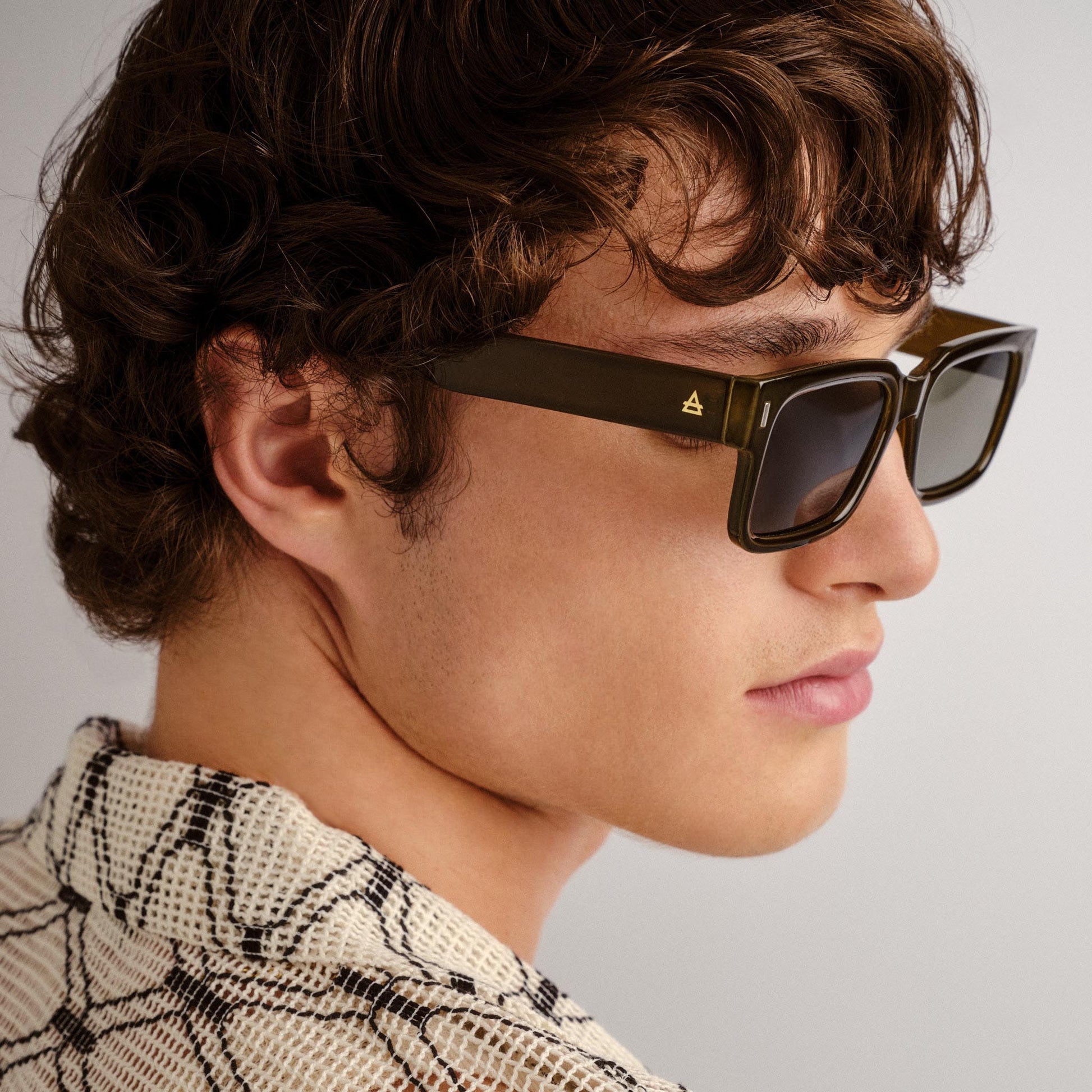 Castor Khaki Uni-Sex Rectangle Sunglasses | Aire