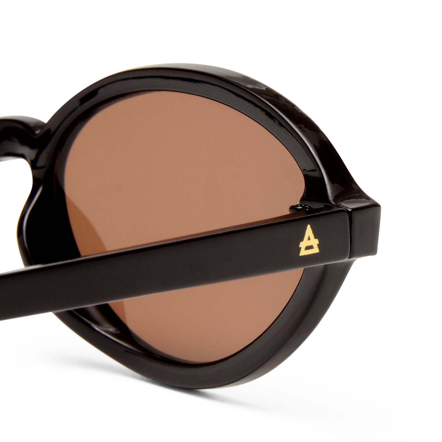 Pyxis Chocolate Female Oval Sunglasses | Aire