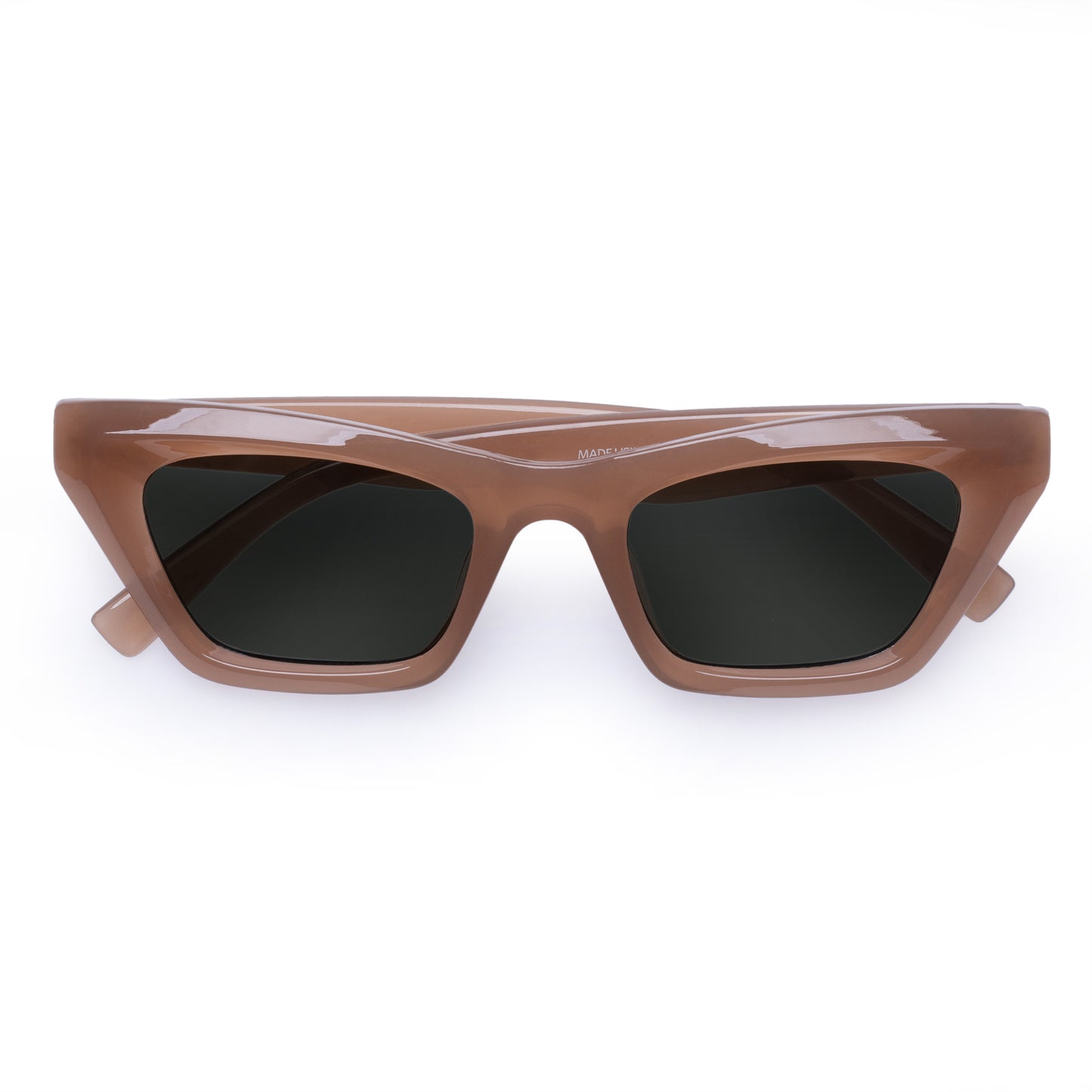 Capricornus Fawn Female Cat-Eye Sunglasses | Aire