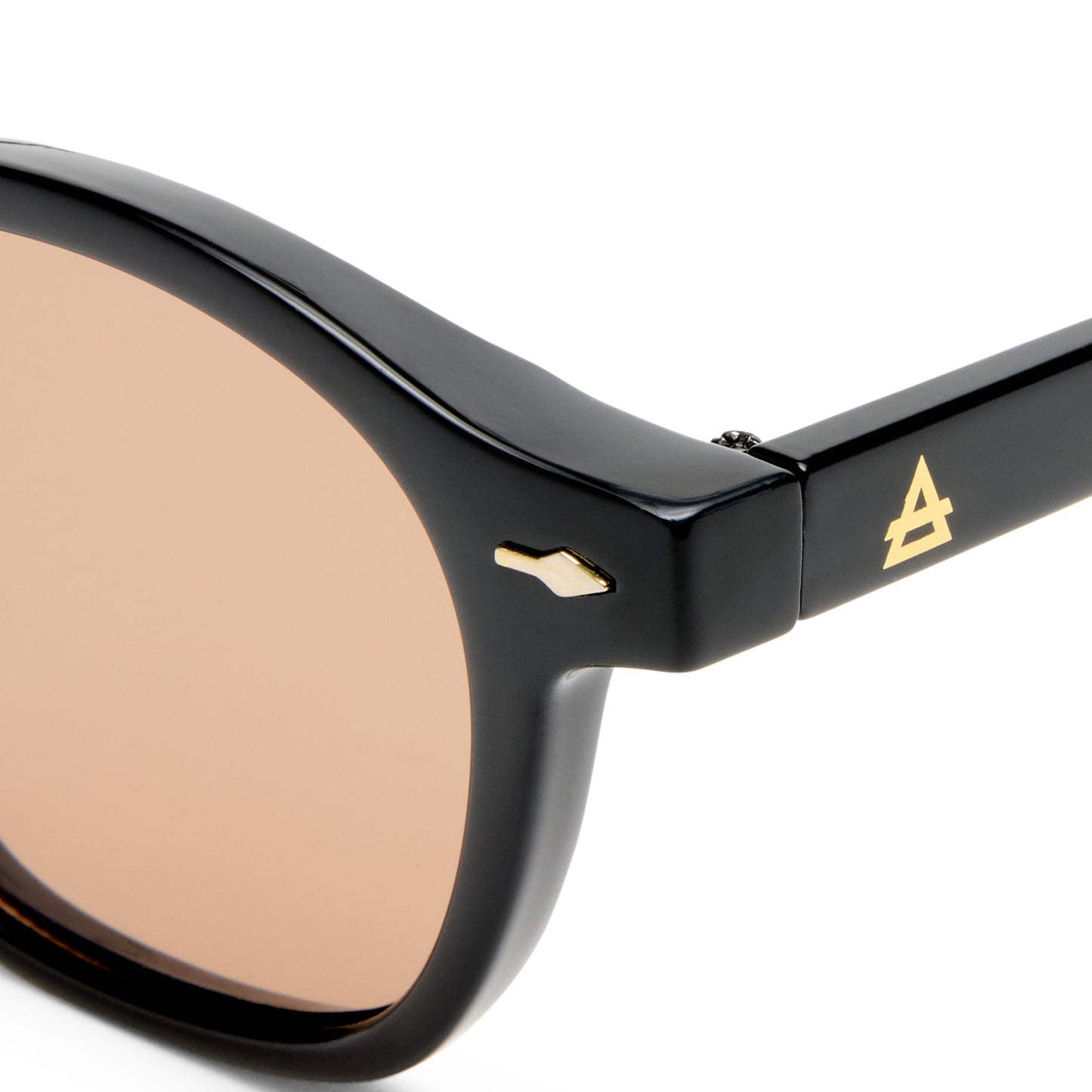 Nyxis Black Uni-Sex Round Sunglasses | Aire
