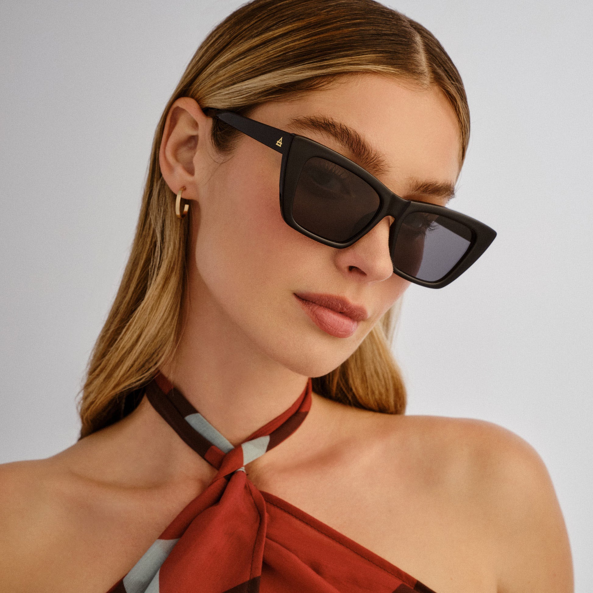 Solstice Black Female Cat-Eye Sunglasses | Aire