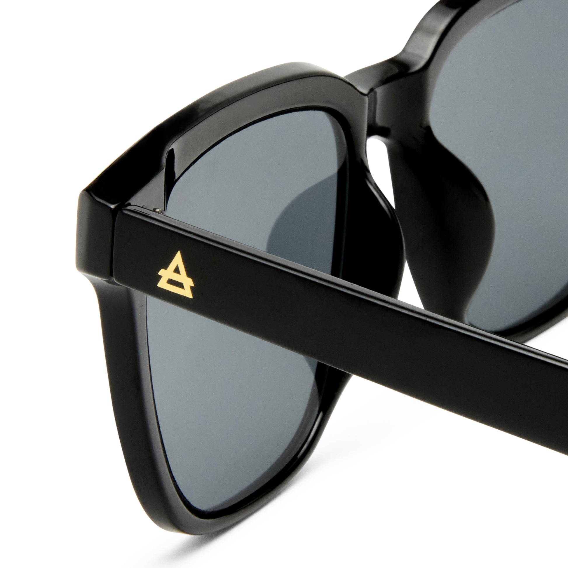 Lunar Black Uni-Sex Rectangle Sunglasses | Aire