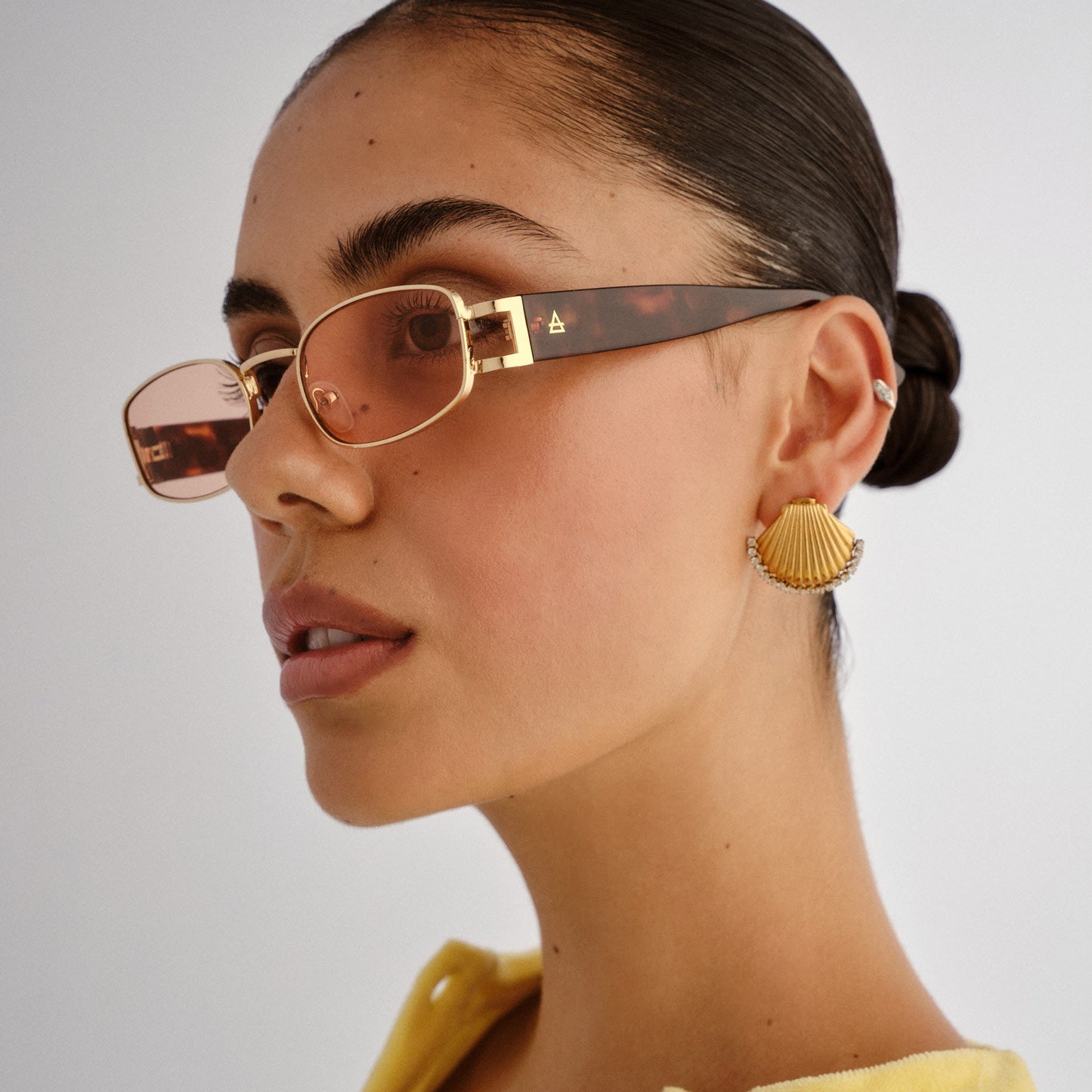 Sirius Gold Rich Amber Tort Female Rectangle Sunglasses | Aire