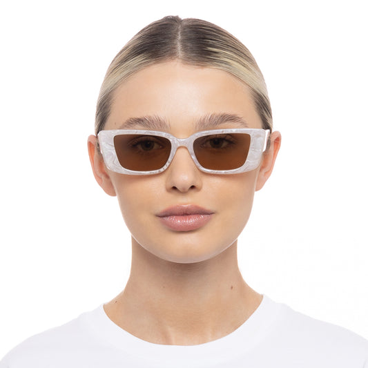 Novae Linen Marble Female Cat-Eye Sunglasses | Aire