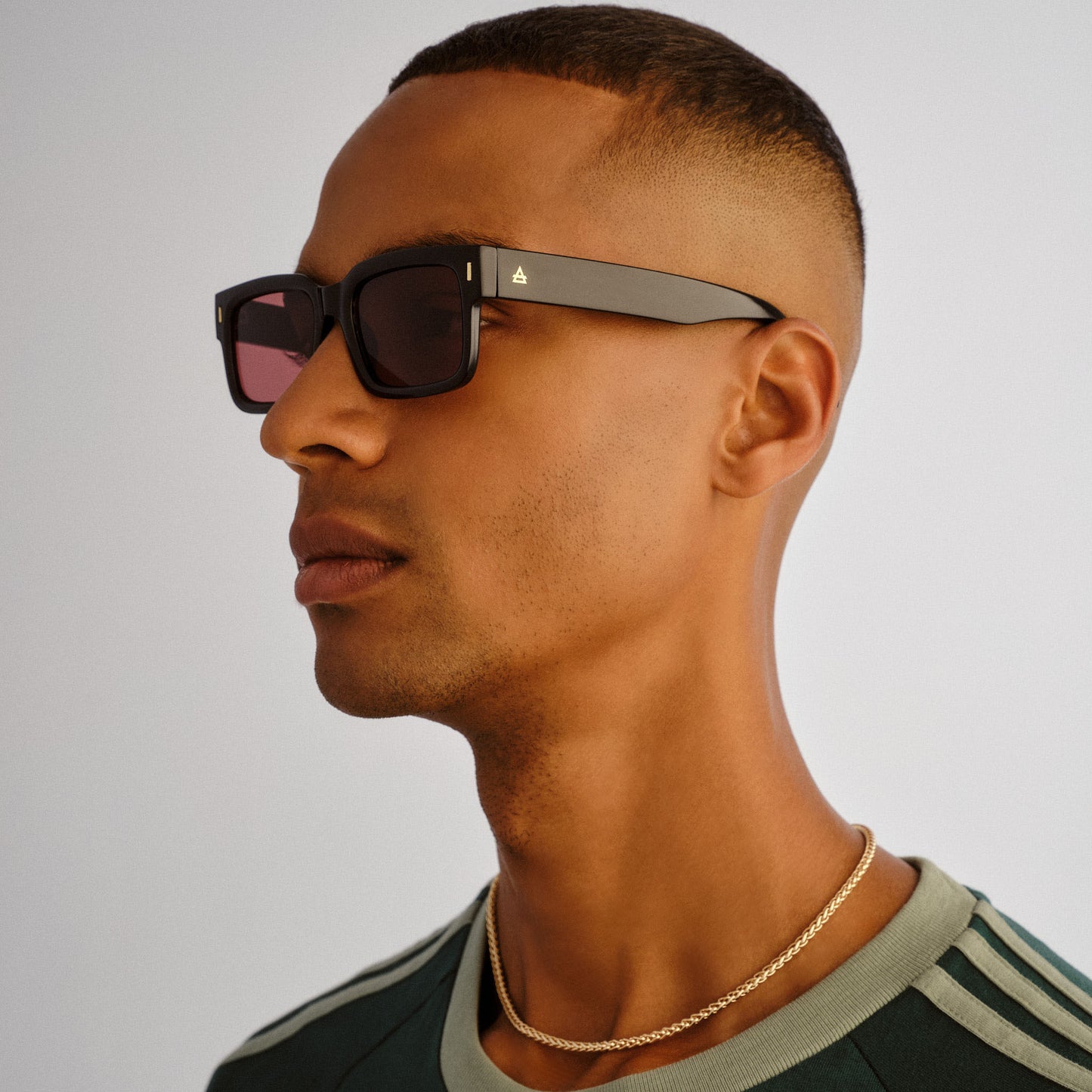 Castor Black Uni-Sex Rectangle Sunglasses | Aire