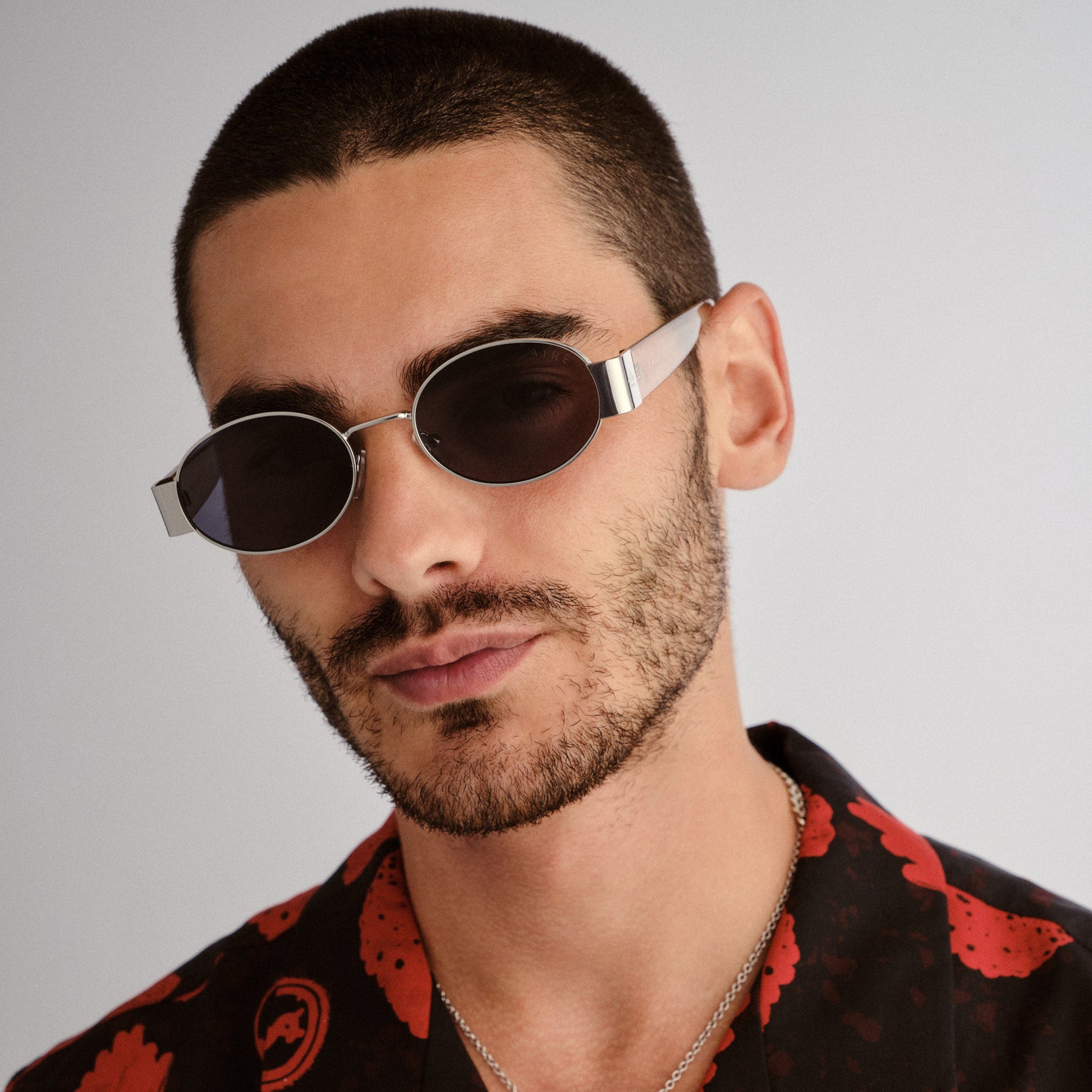 Mars Ii Silver Pewter Uni-Sex Oval Sunglasses | Aire