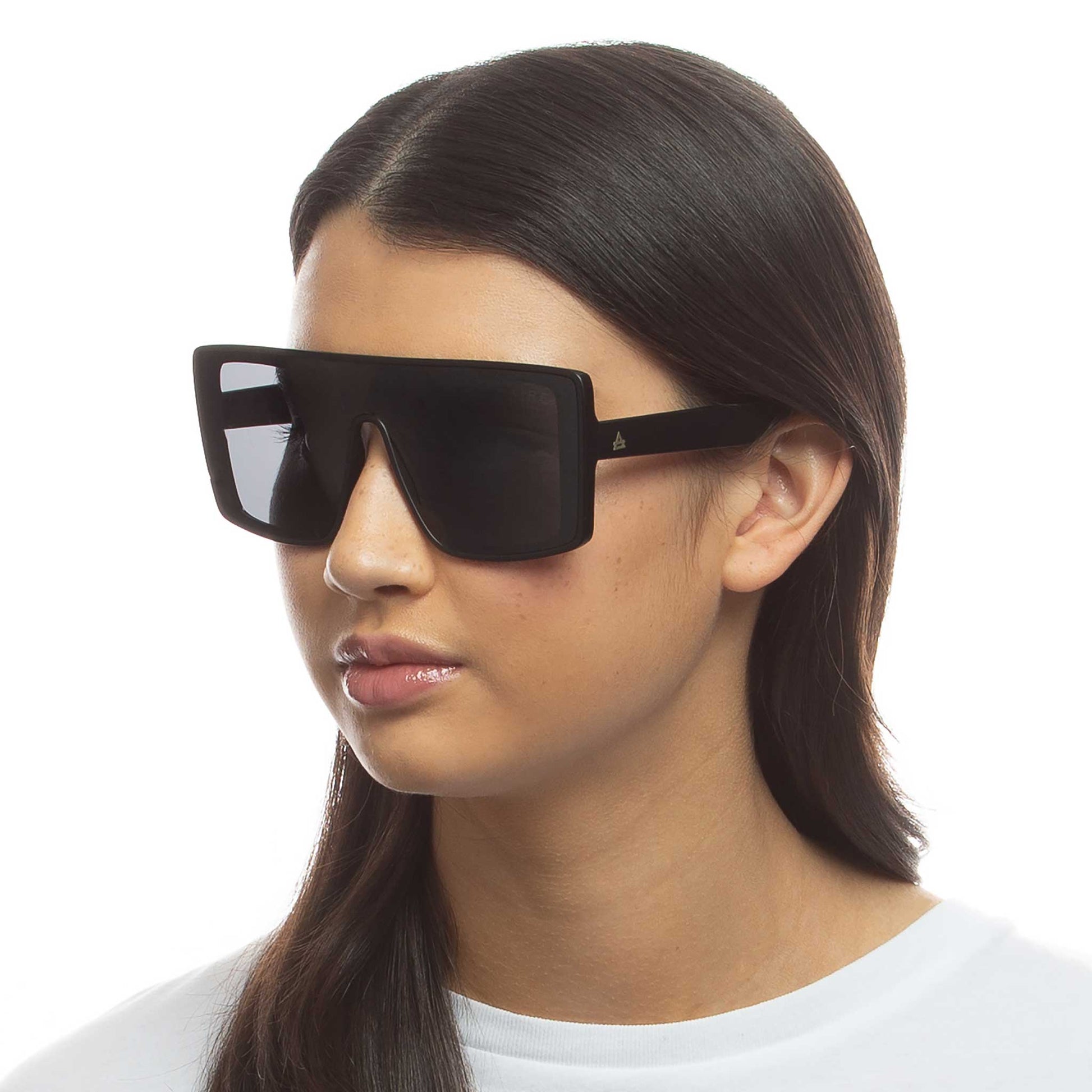 Delphinus Matte Black Uni-Sex Shield Sunglasses | Aire