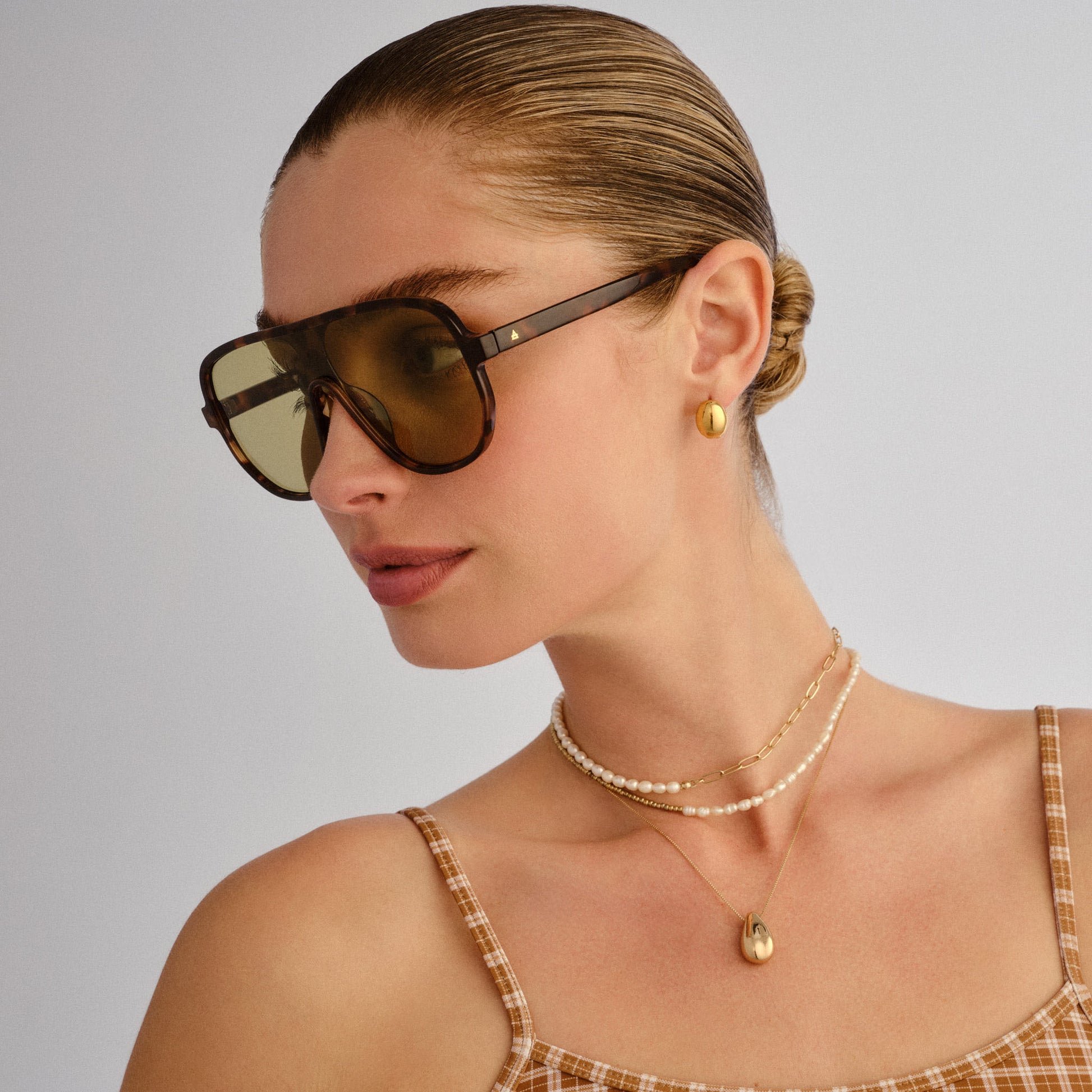 Hydrus Dark Tort Uni-Sex Aviator Sunglasses | Aire