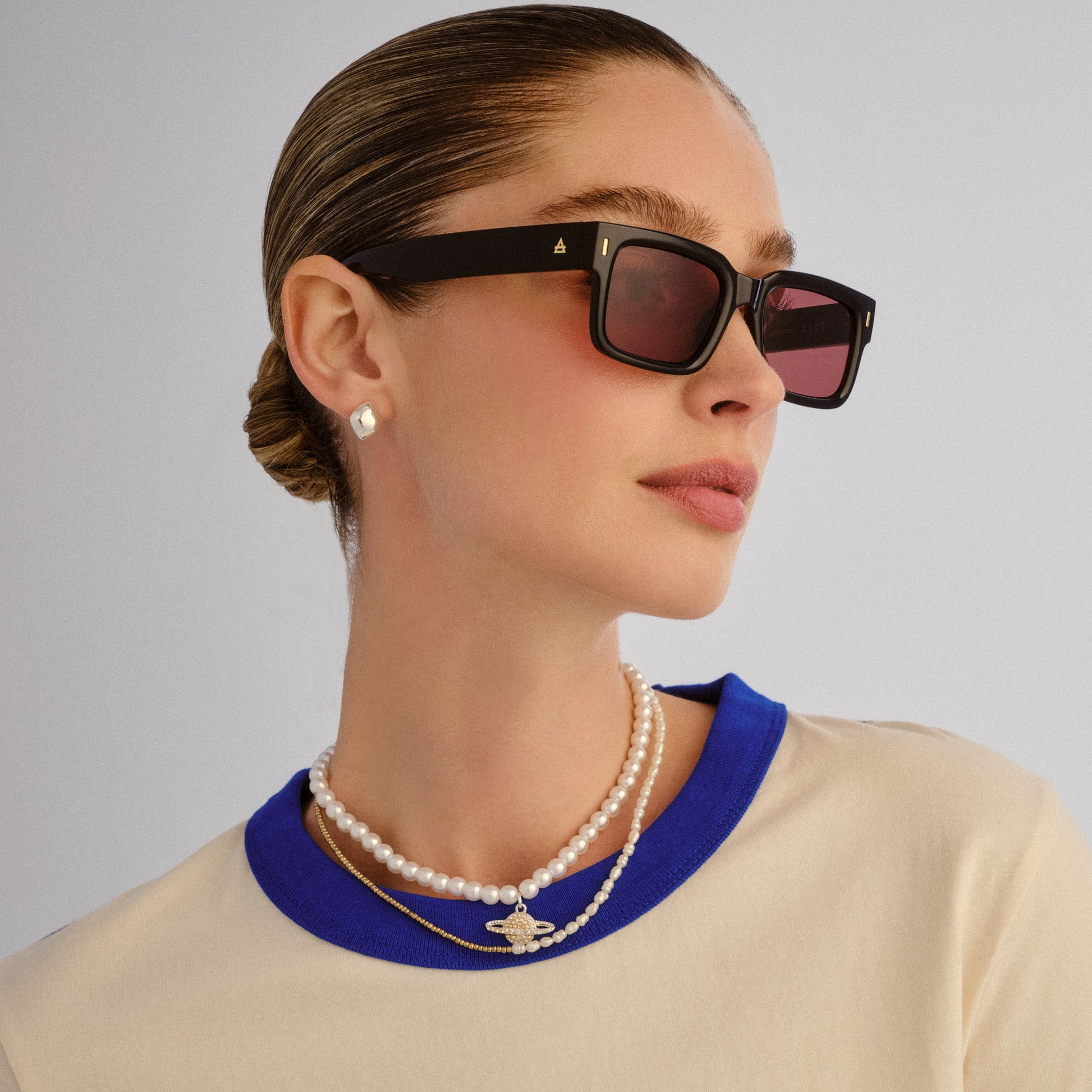 Castor Black Uni-Sex Rectangle Sunglasses | Aire