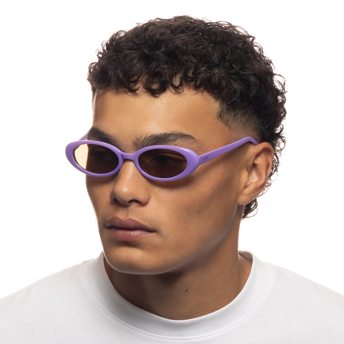 Fornax Lilac Female Oval Sunglasses | Aire