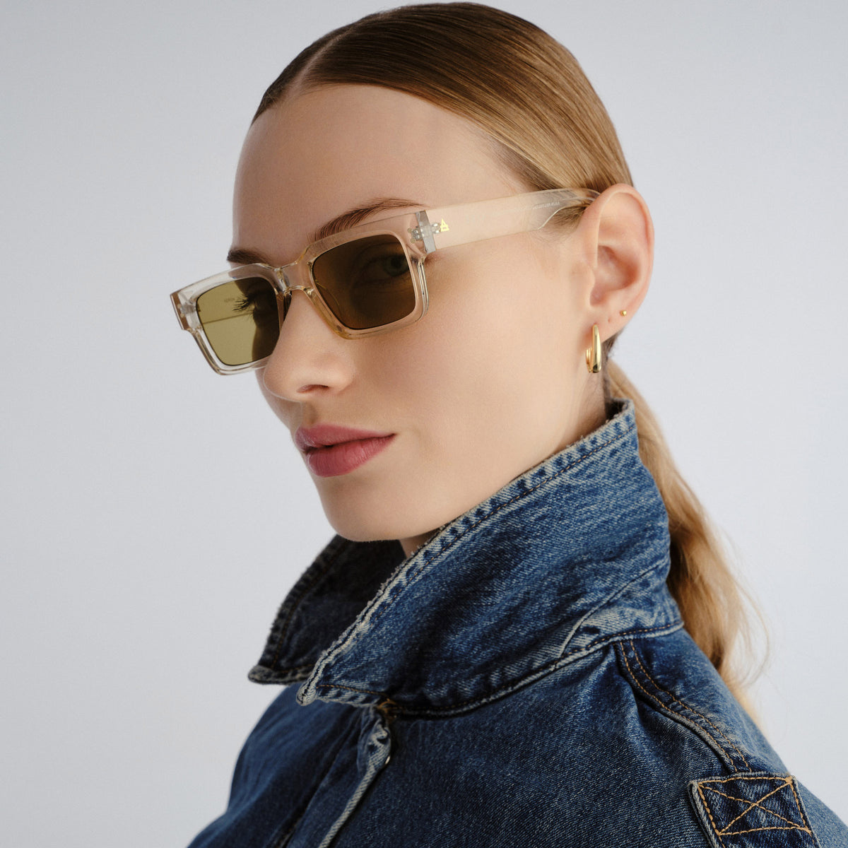 Aeron Sand Uni-Sex Rectangle Sunglasses | Aire