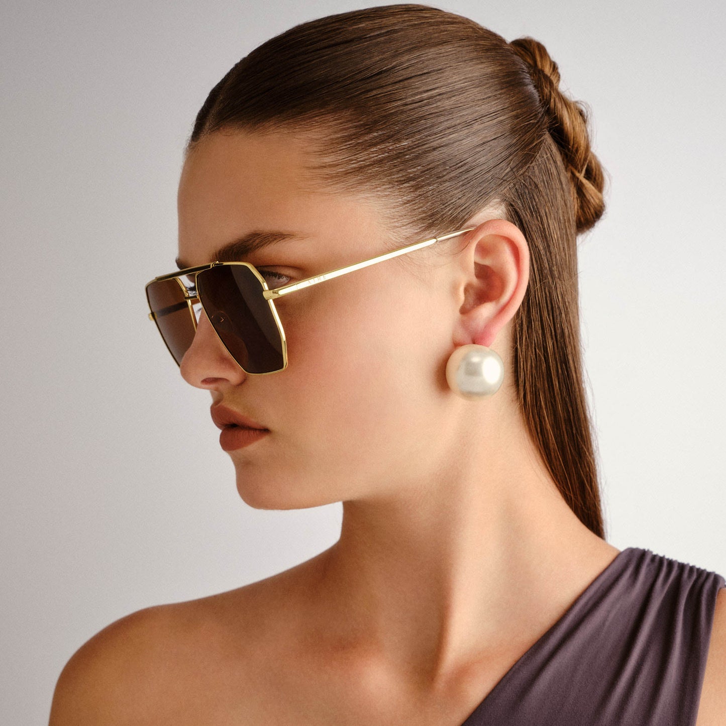 Asteroid Bright Gold Female Aviator Sunglasses | Aire
