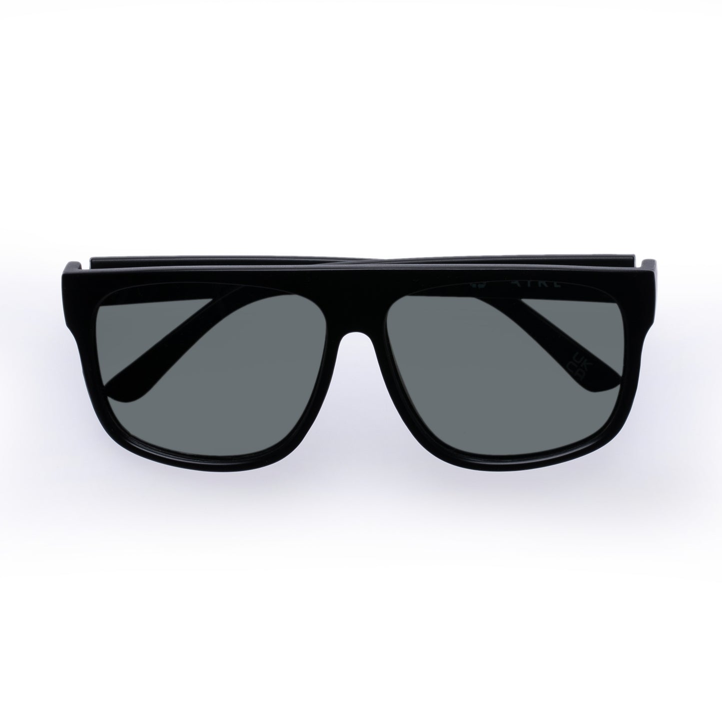 Eris Black Uni-Sex Square Sunglasses | Aire