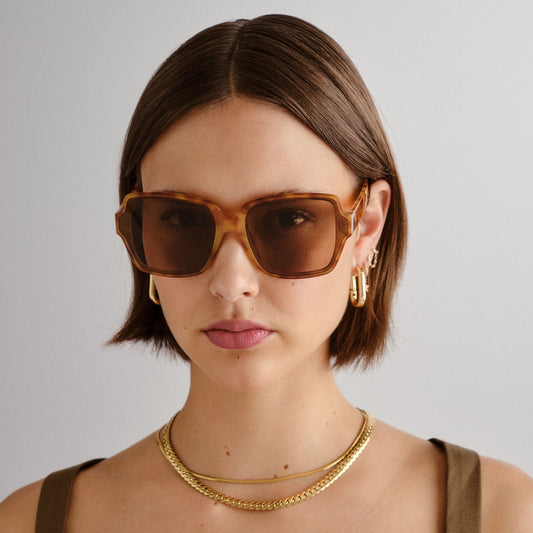 Fortuna Vintage Tort Female Square Sunglasses | Aire