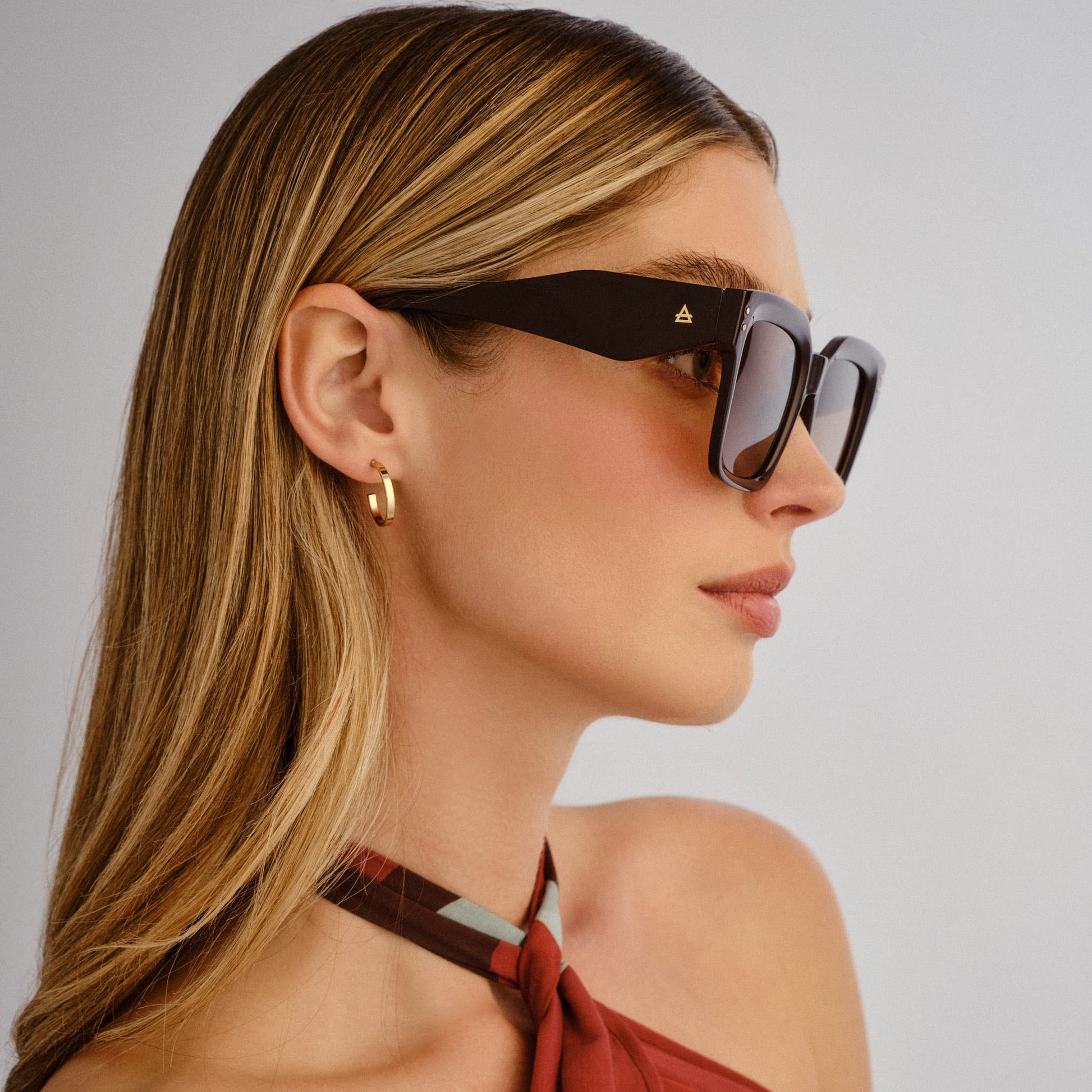 Magnitude Chocolate Female Square Sunglasses | Aire