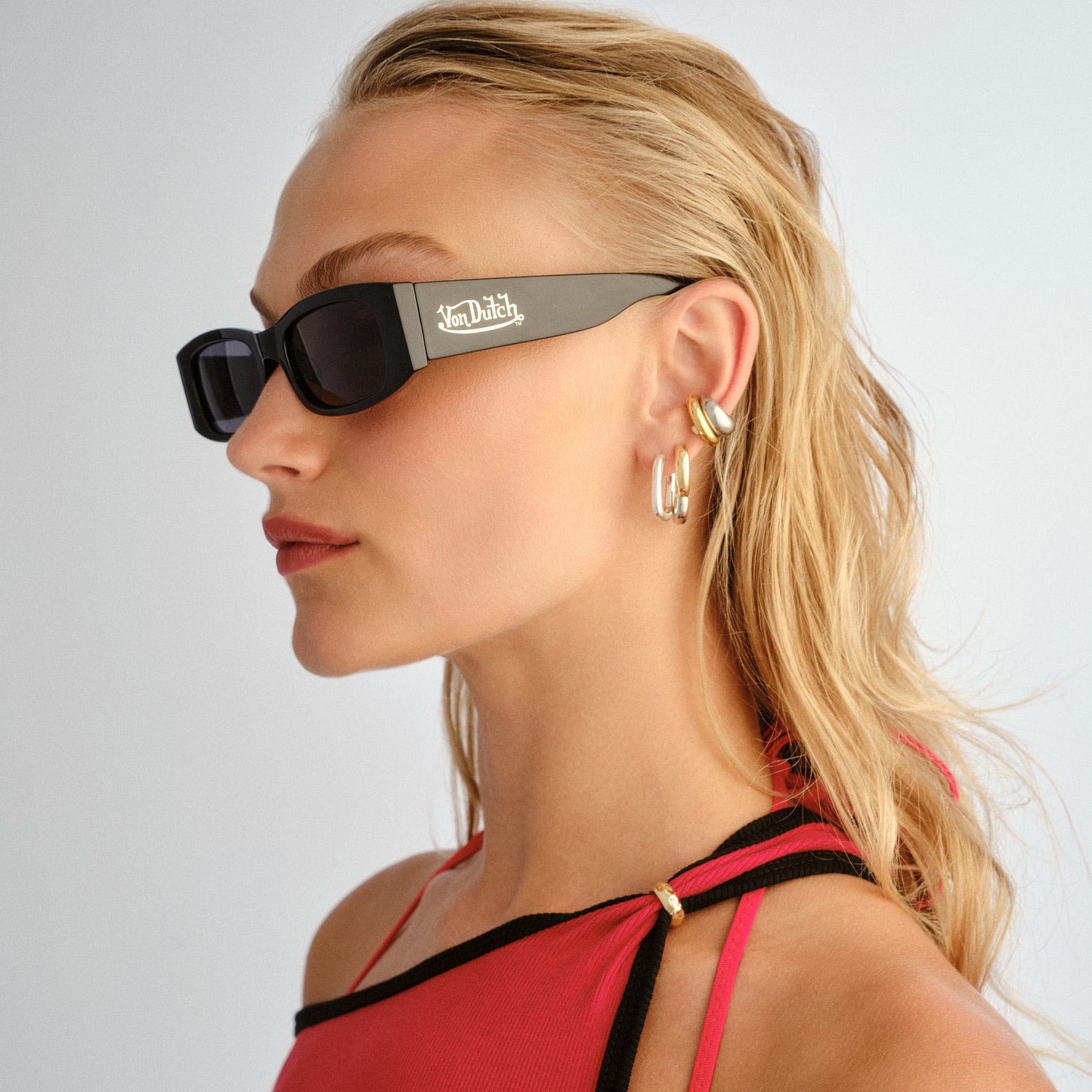 Innocence Black Uni-Sex Rectangle Sunglasses | Aire