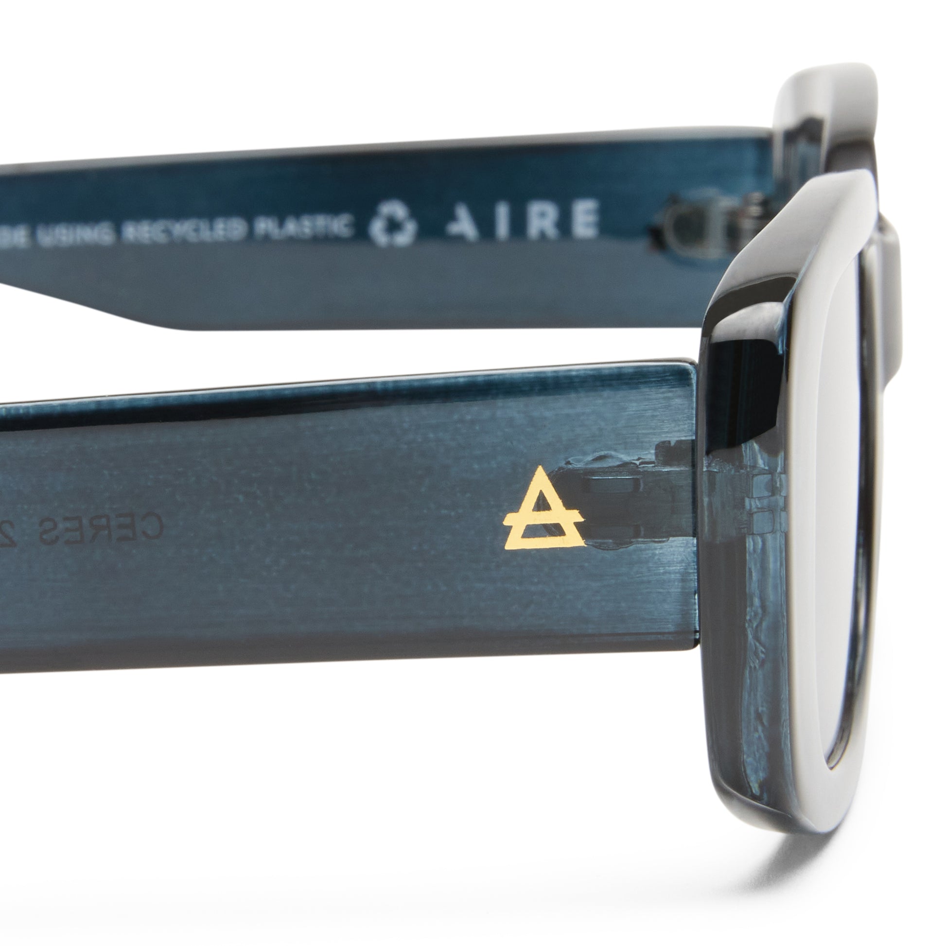 Ceres Navy Uni-Sex Rectangle Sunglasses | Aire