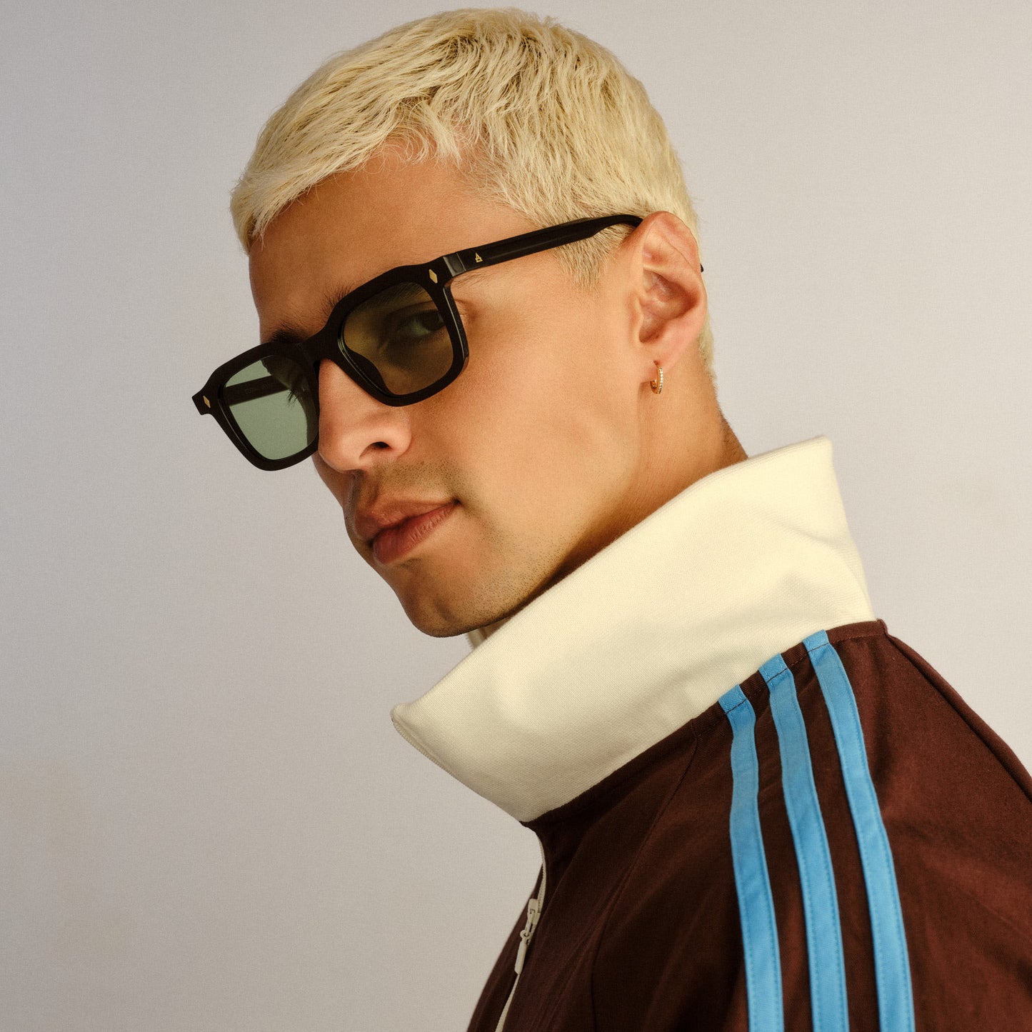 Zodiac Black Uni-Sex Square Sunglasses | Aire