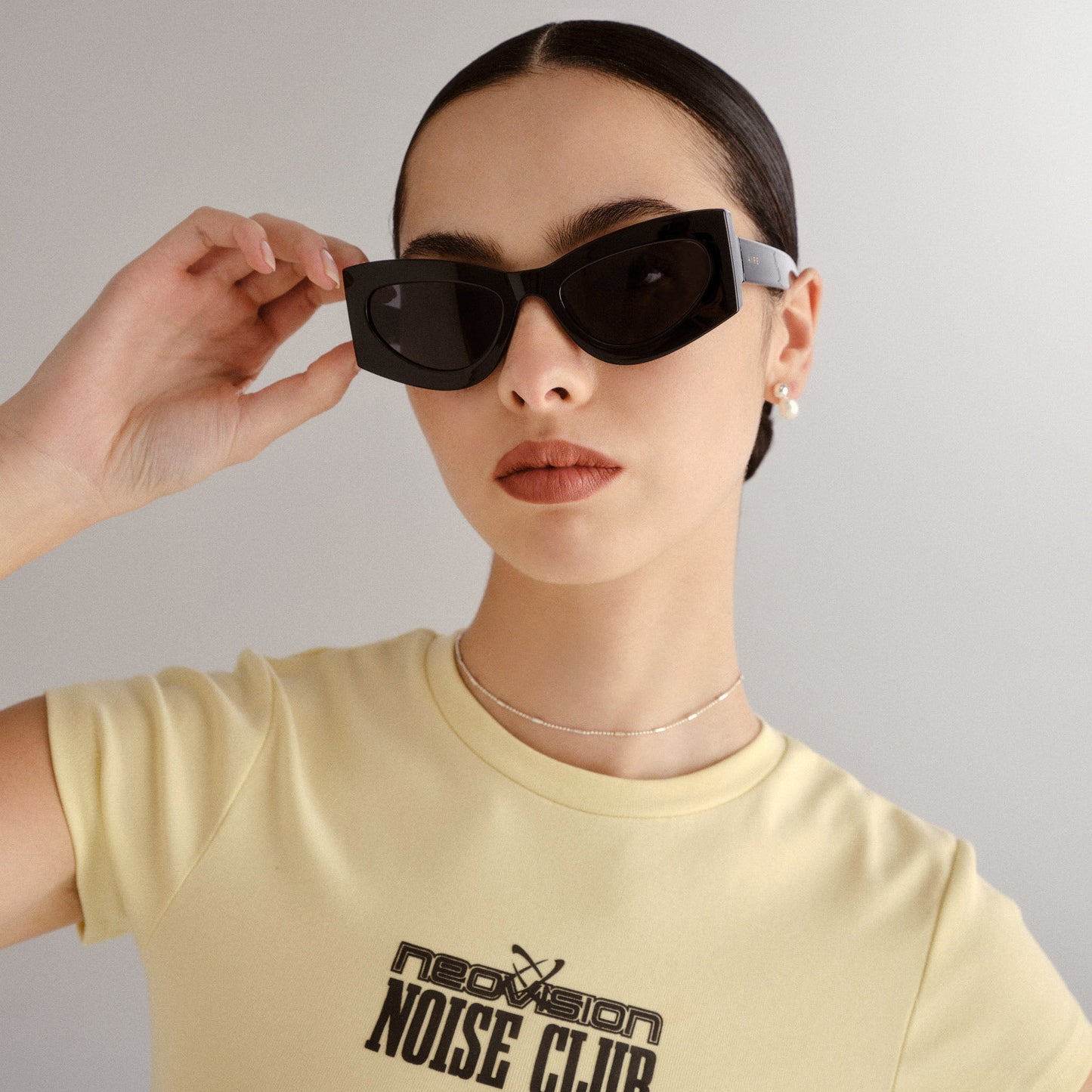 Electra Black Uni-Sex Cat-Eye Sunglasses | Aire