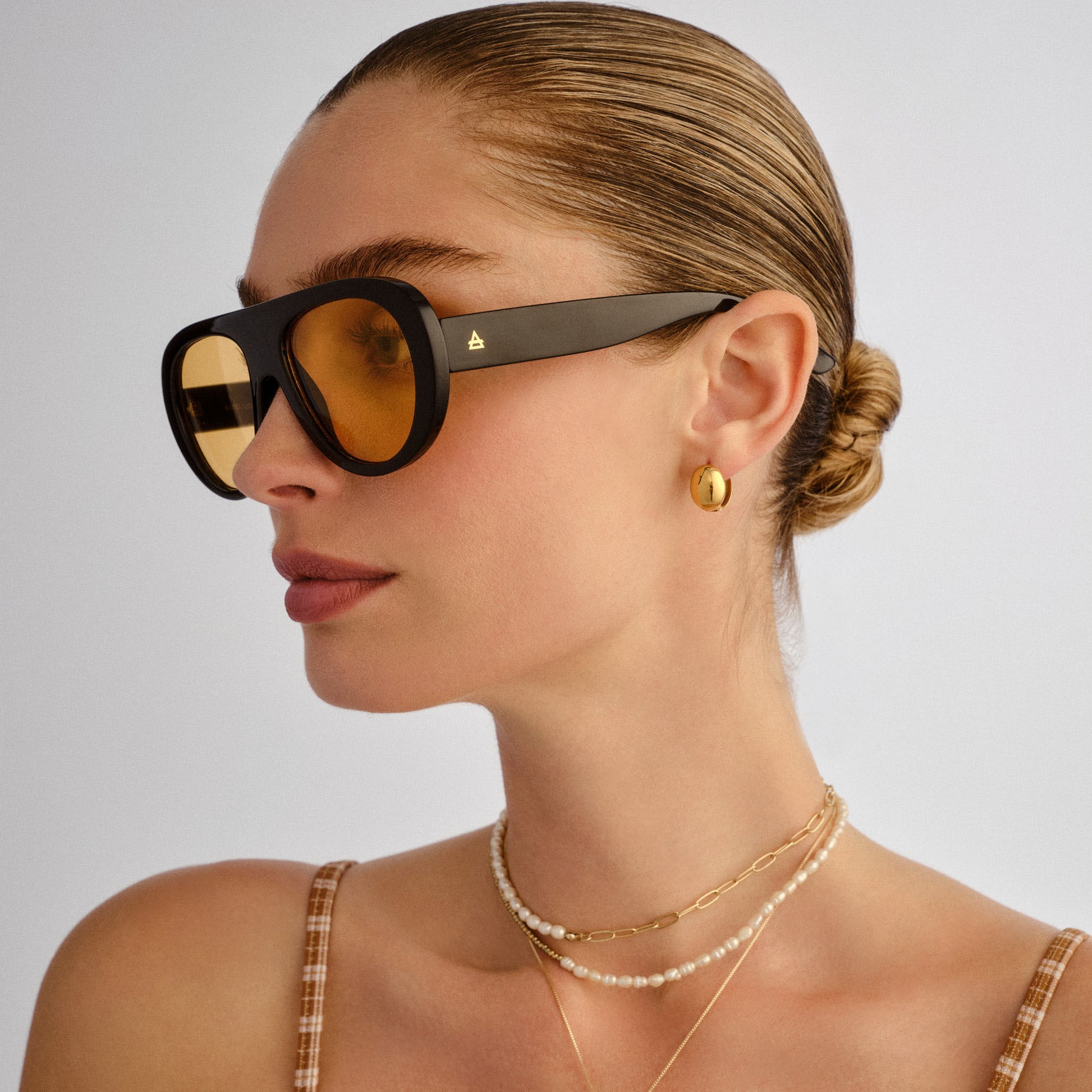 Satellite Black Female Aviator Sunglasses | Aire