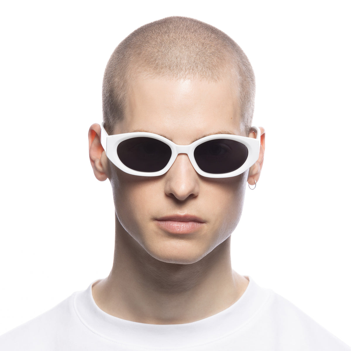 Mensa White Uni-Sex Oval Sunglasses | Aire
