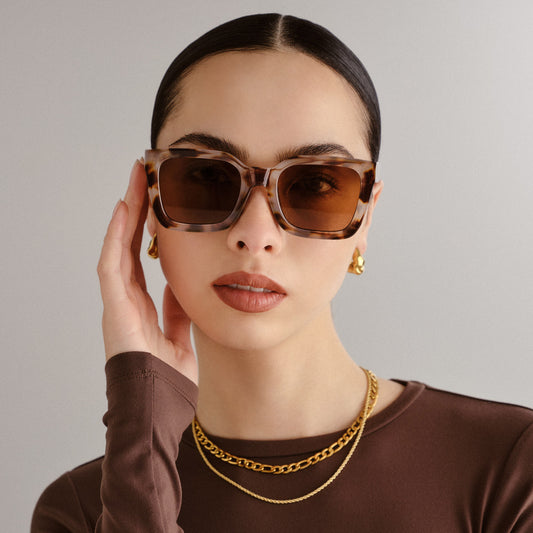 Abstraction Cookie Tort Female Square Sunglasses | Aire